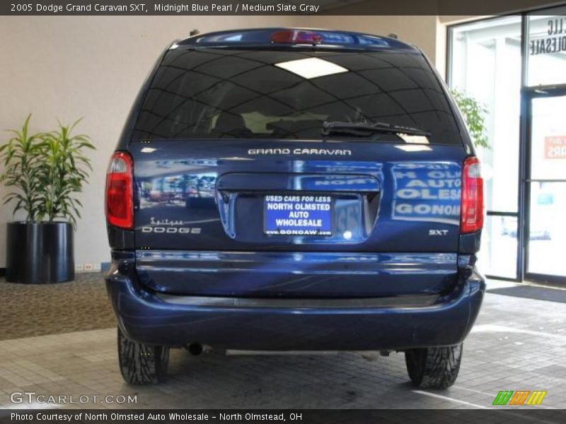 Midnight Blue Pearl / Medium Slate Gray 2005 Dodge Grand Caravan SXT