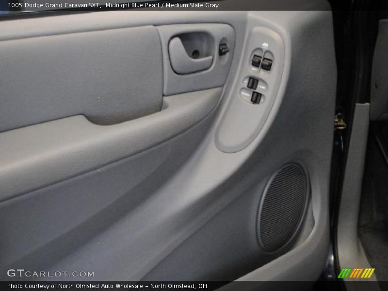 Midnight Blue Pearl / Medium Slate Gray 2005 Dodge Grand Caravan SXT