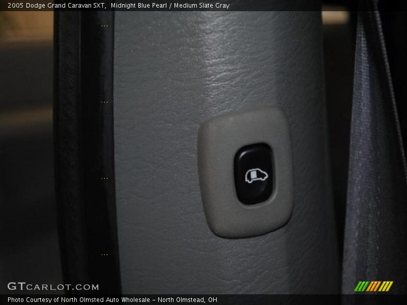 Midnight Blue Pearl / Medium Slate Gray 2005 Dodge Grand Caravan SXT