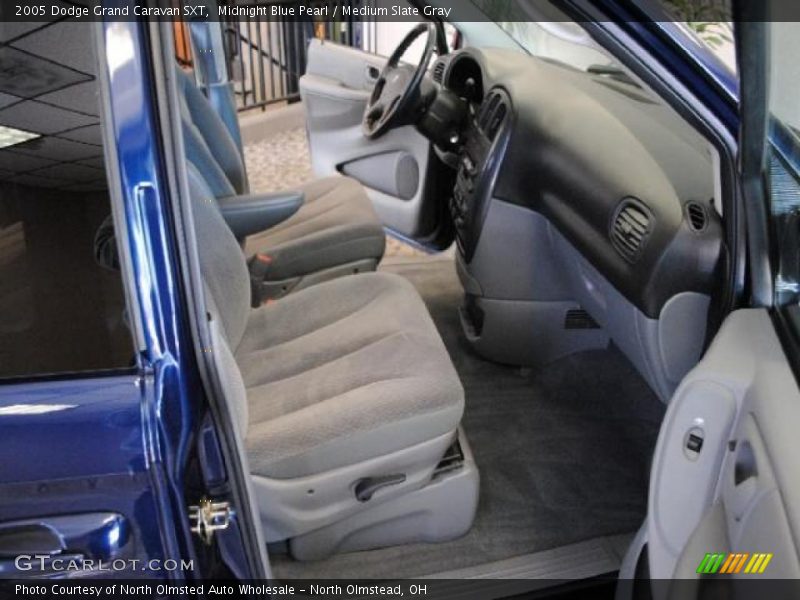 Midnight Blue Pearl / Medium Slate Gray 2005 Dodge Grand Caravan SXT
