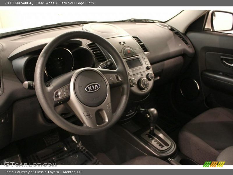 Clear White / Black Soul Logo Cloth 2010 Kia Soul +