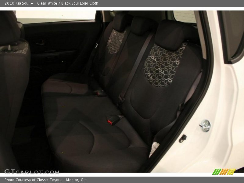Clear White / Black Soul Logo Cloth 2010 Kia Soul +