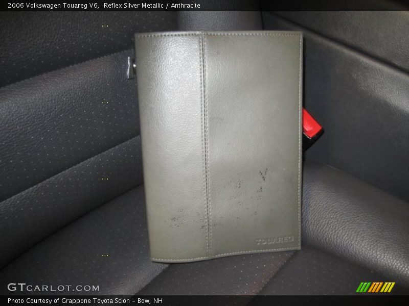 Reflex Silver Metallic / Anthracite 2006 Volkswagen Touareg V6