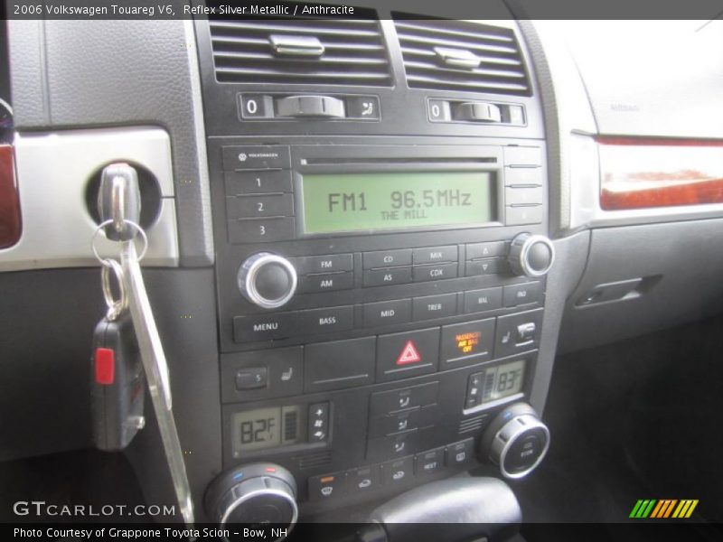 Reflex Silver Metallic / Anthracite 2006 Volkswagen Touareg V6