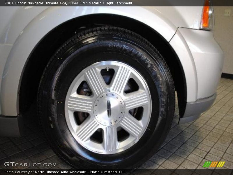 Silver Birch Metallic / Light Parchment 2004 Lincoln Navigator Ultimate 4x4