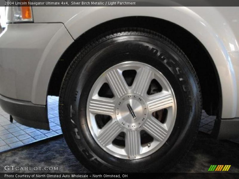 Silver Birch Metallic / Light Parchment 2004 Lincoln Navigator Ultimate 4x4
