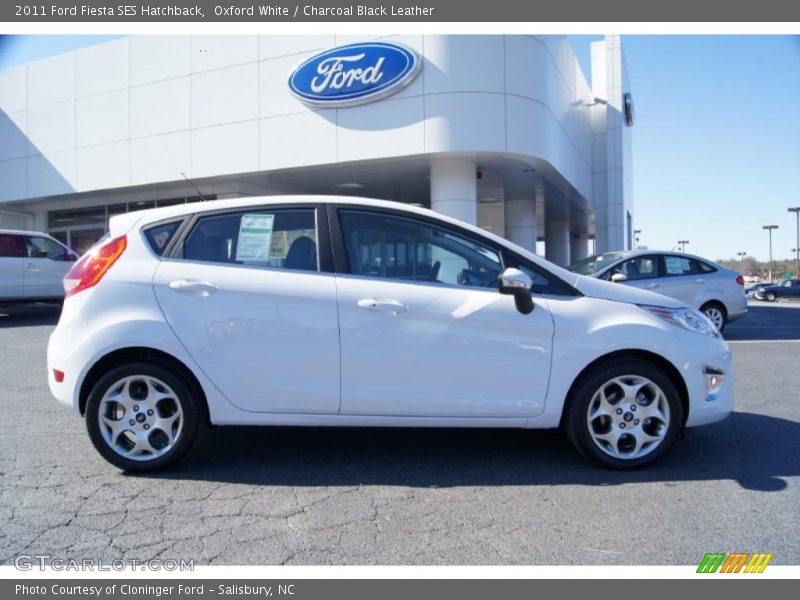 Oxford White / Charcoal Black Leather 2011 Ford Fiesta SES Hatchback