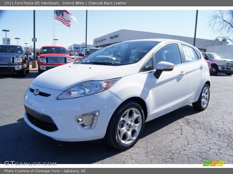 Front 3/4 View of 2011 Fiesta SES Hatchback