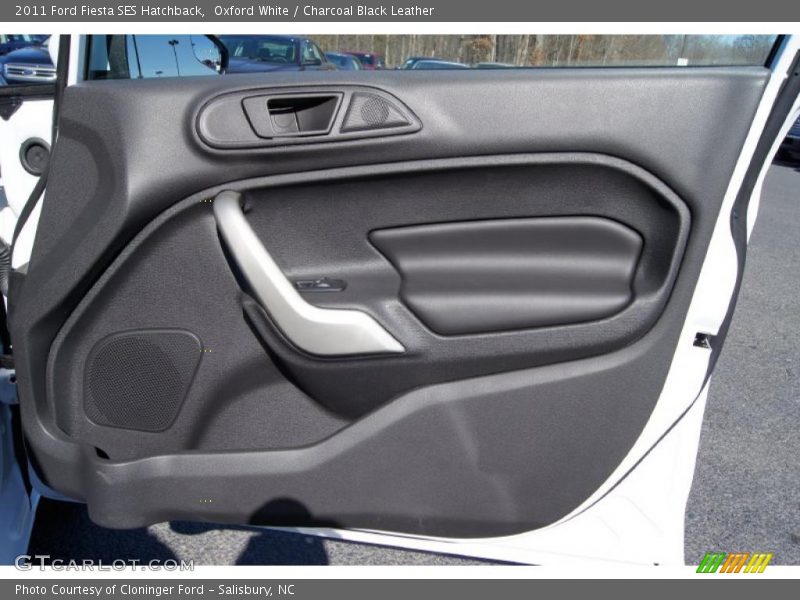 Oxford White / Charcoal Black Leather 2011 Ford Fiesta SES Hatchback