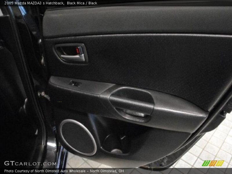 Black Mica / Black 2005 Mazda MAZDA3 s Hatchback