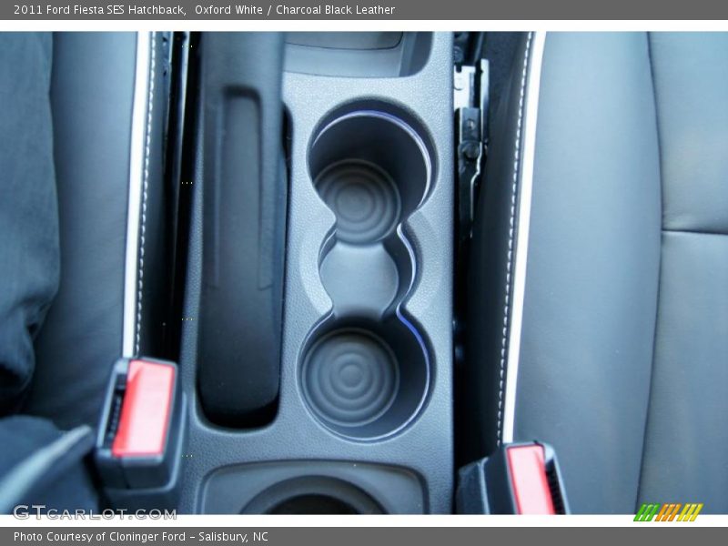 Oxford White / Charcoal Black Leather 2011 Ford Fiesta SES Hatchback