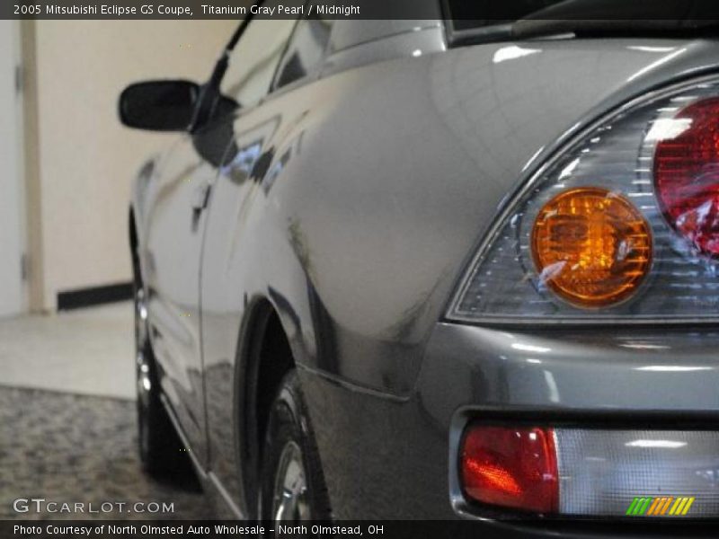 Titanium Gray Pearl / Midnight 2005 Mitsubishi Eclipse GS Coupe