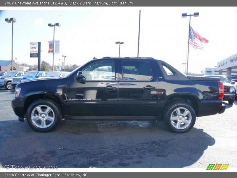 Black / Dark Titanium/Light Titanium 2007 Chevrolet Avalanche LTZ 4WD
