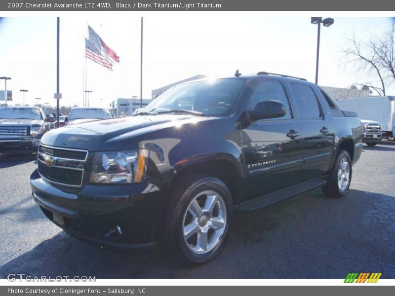 Black / Dark Titanium/Light Titanium 2007 Chevrolet Avalanche LTZ 4WD
