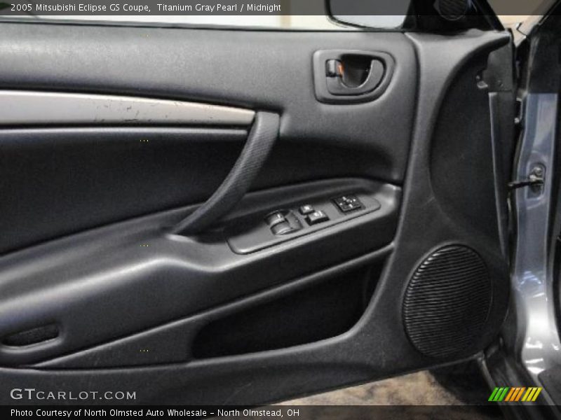 Titanium Gray Pearl / Midnight 2005 Mitsubishi Eclipse GS Coupe