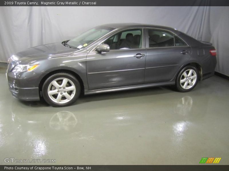 Magnetic Gray Metallic / Charcoal 2009 Toyota Camry