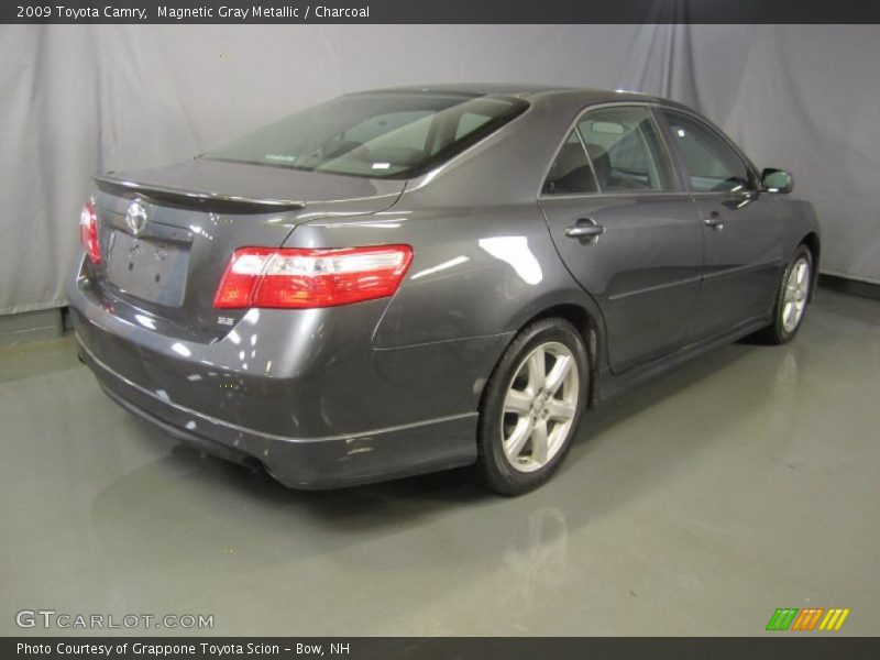 Magnetic Gray Metallic / Charcoal 2009 Toyota Camry