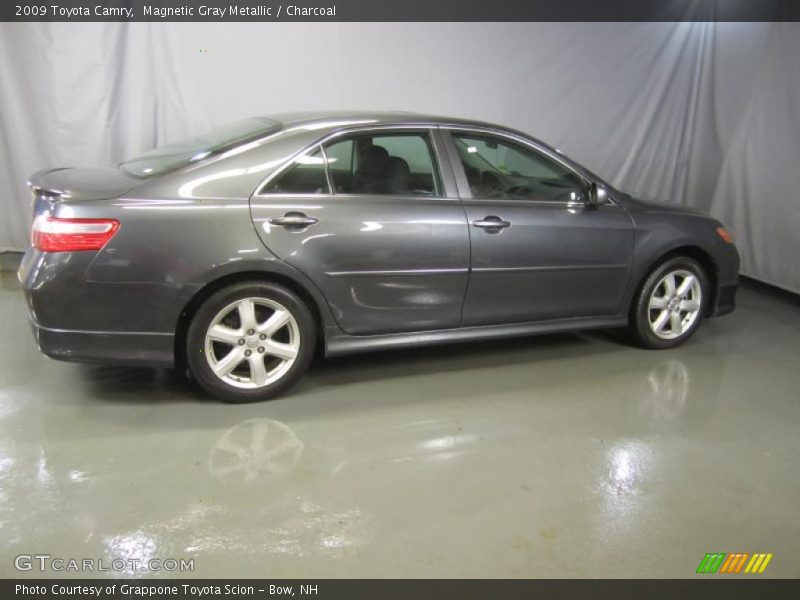 Magnetic Gray Metallic / Charcoal 2009 Toyota Camry