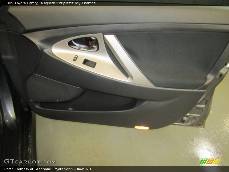 Magnetic Gray Metallic / Charcoal 2009 Toyota Camry