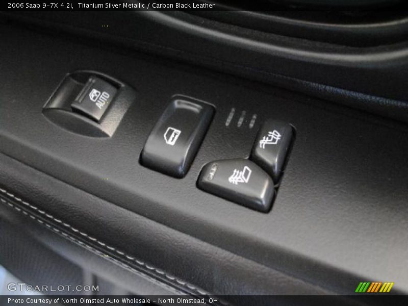 Titanium Silver Metallic / Carbon Black Leather 2006 Saab 9-7X 4.2i
