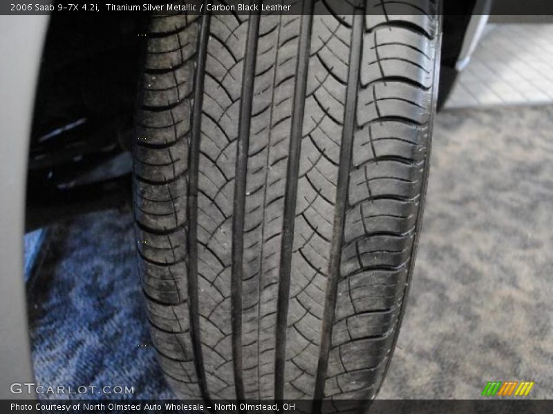 Titanium Silver Metallic / Carbon Black Leather 2006 Saab 9-7X 4.2i
