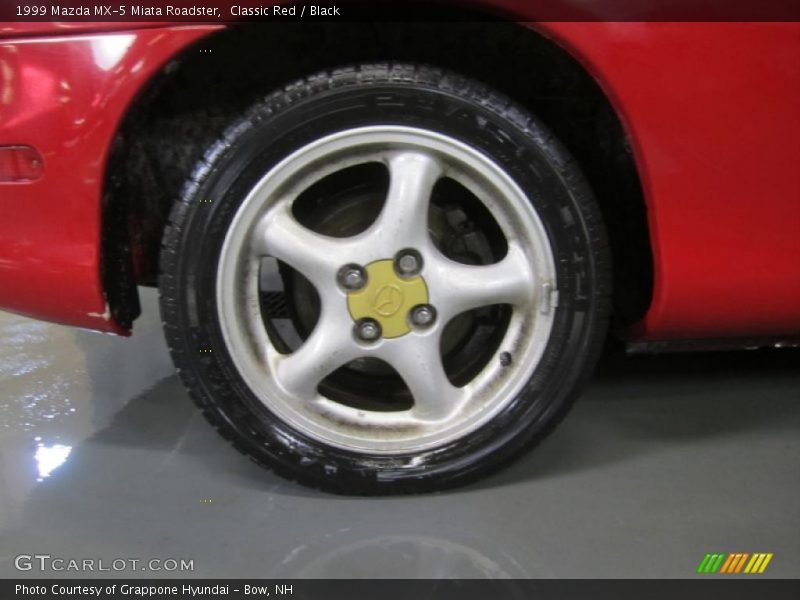 Classic Red / Black 1999 Mazda MX-5 Miata Roadster