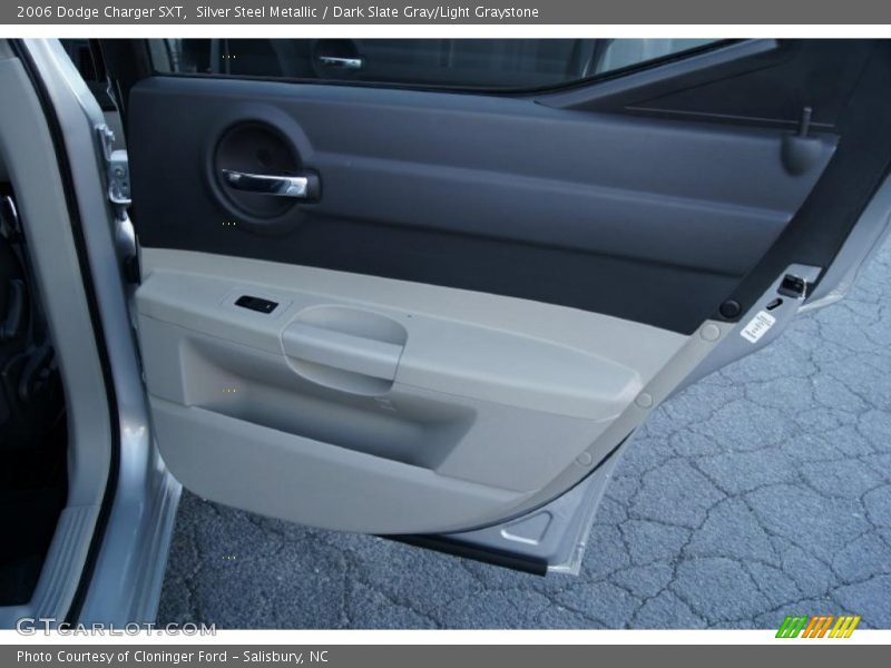 Silver Steel Metallic / Dark Slate Gray/Light Graystone 2006 Dodge Charger SXT
