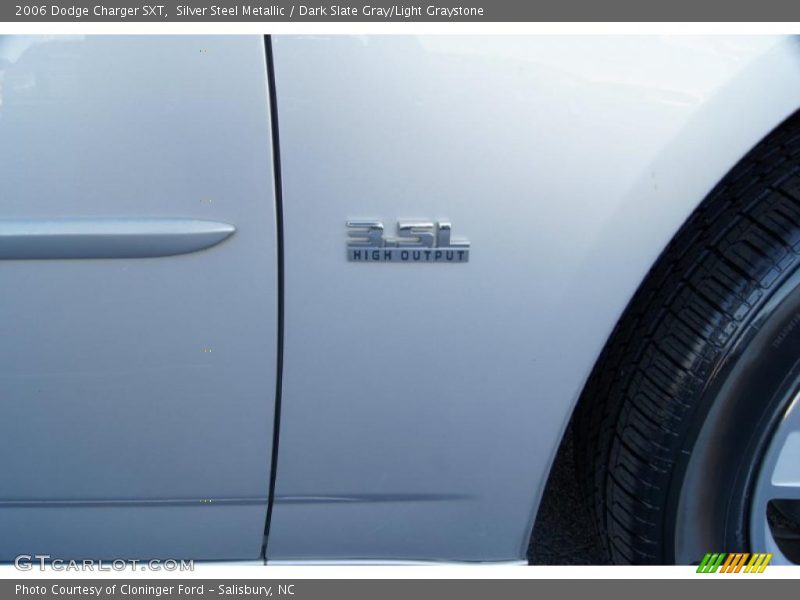 Silver Steel Metallic / Dark Slate Gray/Light Graystone 2006 Dodge Charger SXT