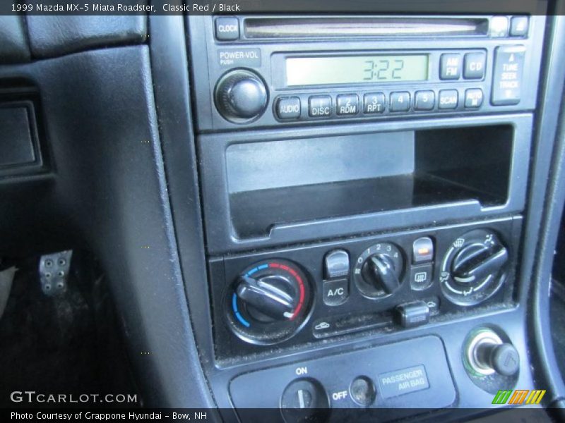 Classic Red / Black 1999 Mazda MX-5 Miata Roadster