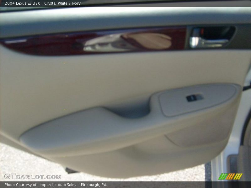 Crystal White / Ivory 2004 Lexus ES 330