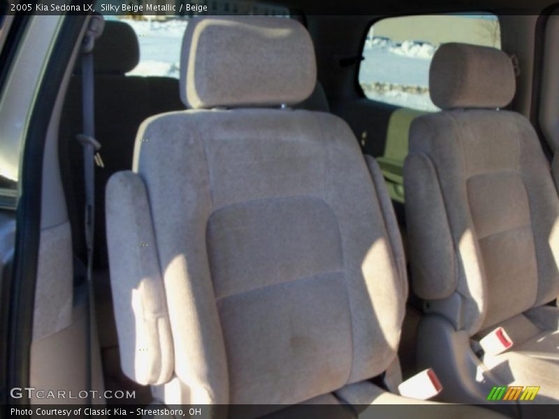 Silky Beige Metallic / Beige 2005 Kia Sedona LX