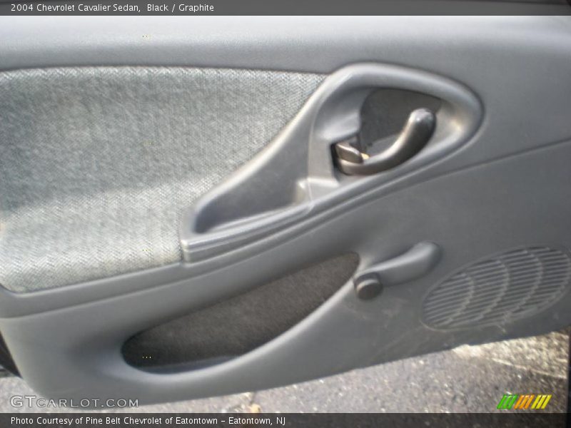 Black / Graphite 2004 Chevrolet Cavalier Sedan