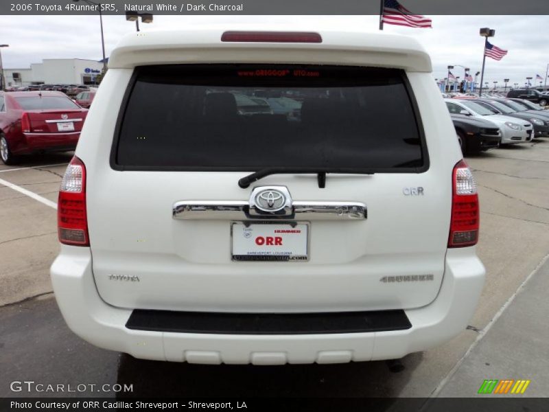 Natural White / Dark Charcoal 2006 Toyota 4Runner SR5