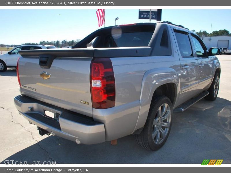 Silver Birch Metallic / Ebony 2007 Chevrolet Avalanche Z71 4WD