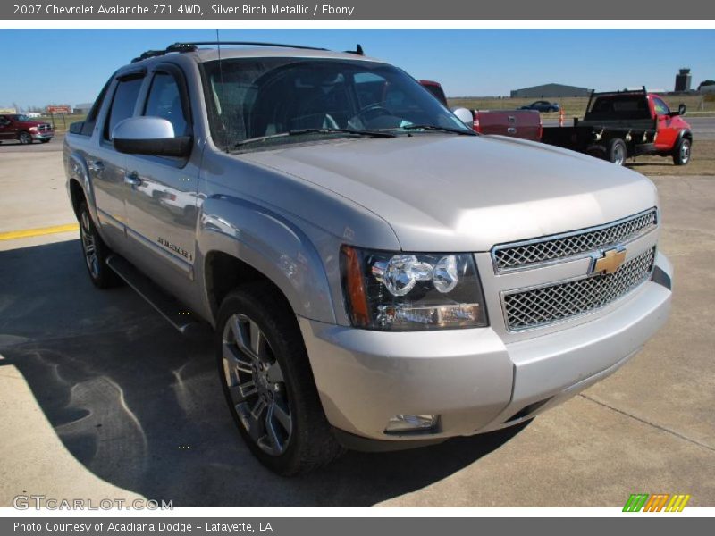 Silver Birch Metallic / Ebony 2007 Chevrolet Avalanche Z71 4WD