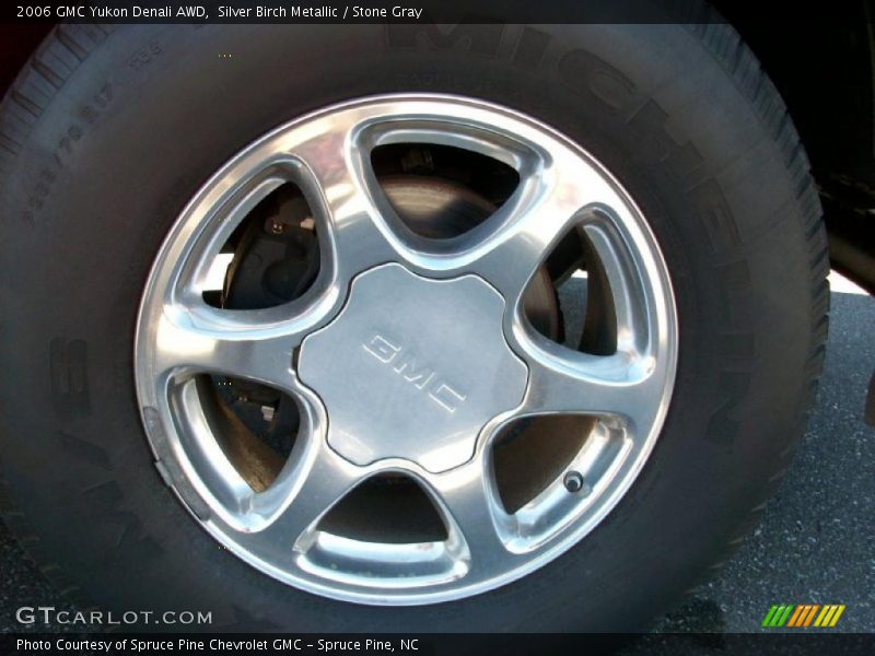 Silver Birch Metallic / Stone Gray 2006 GMC Yukon Denali AWD