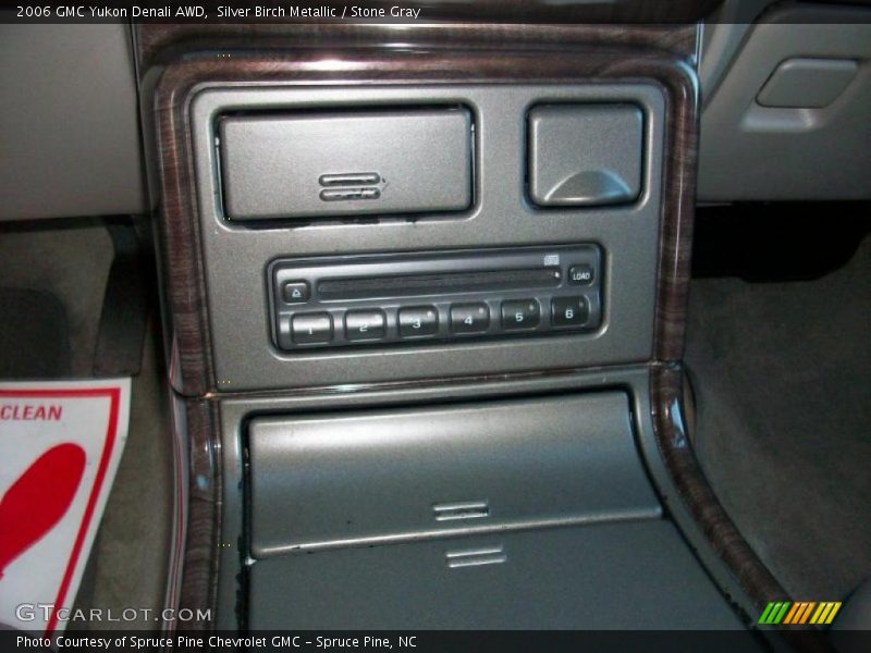 Silver Birch Metallic / Stone Gray 2006 GMC Yukon Denali AWD