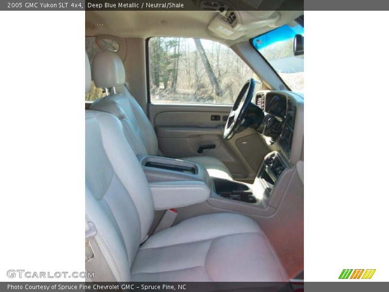 Deep Blue Metallic / Neutral/Shale 2005 GMC Yukon SLT 4x4
