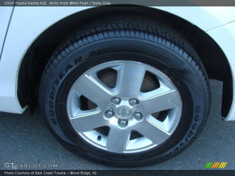 Arctic Frost White Pearl / Stone Gray 2004 Toyota Sienna XLE