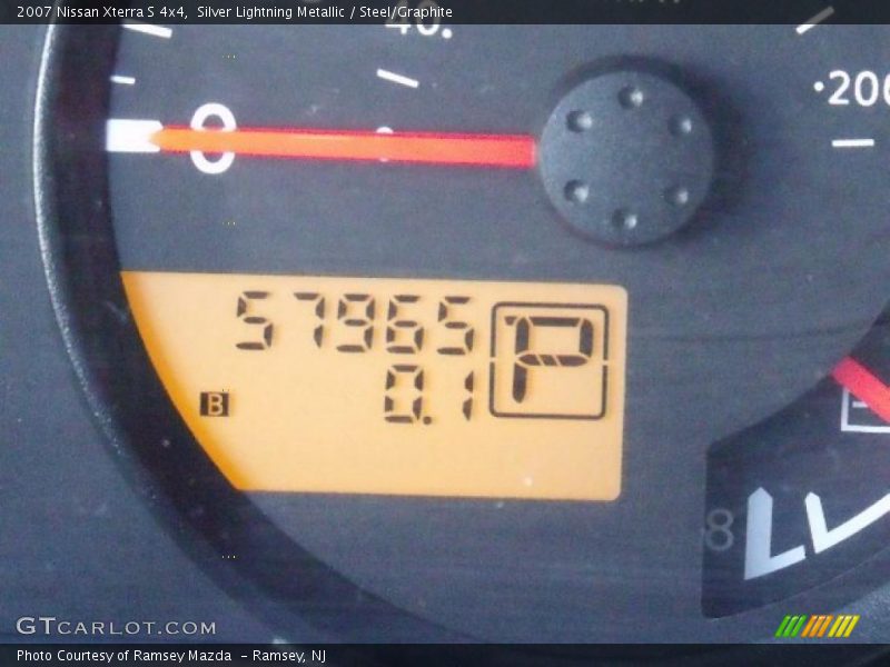 Silver Lightning Metallic / Steel/Graphite 2007 Nissan Xterra S 4x4