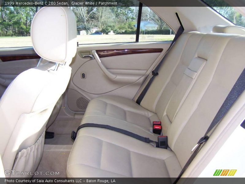 Glacier White / Parchment 1999 Mercedes-Benz C 280 Sedan
