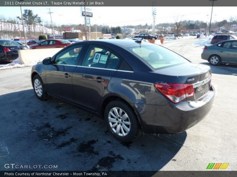 Taupe Gray Metallic / Jet Black 2011 Chevrolet Cruze LT