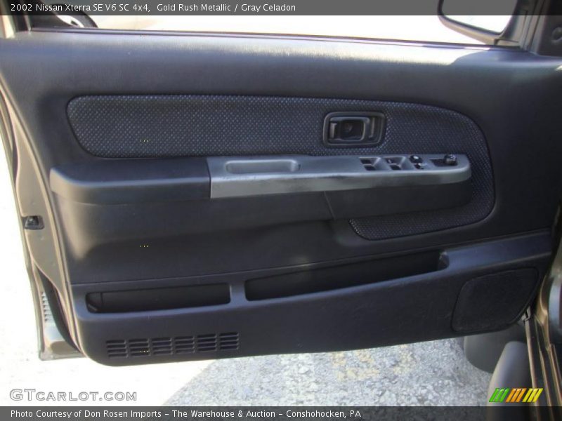 Gold Rush Metallic / Gray Celadon 2002 Nissan Xterra SE V6 SC 4x4