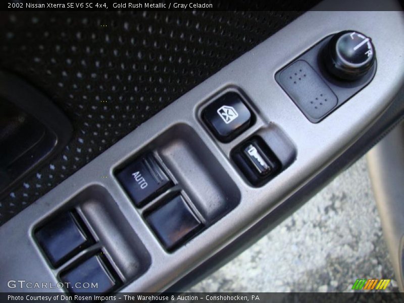 Gold Rush Metallic / Gray Celadon 2002 Nissan Xterra SE V6 SC 4x4