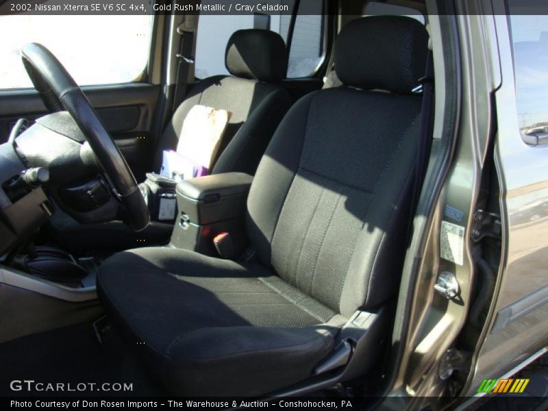 Gold Rush Metallic / Gray Celadon 2002 Nissan Xterra SE V6 SC 4x4