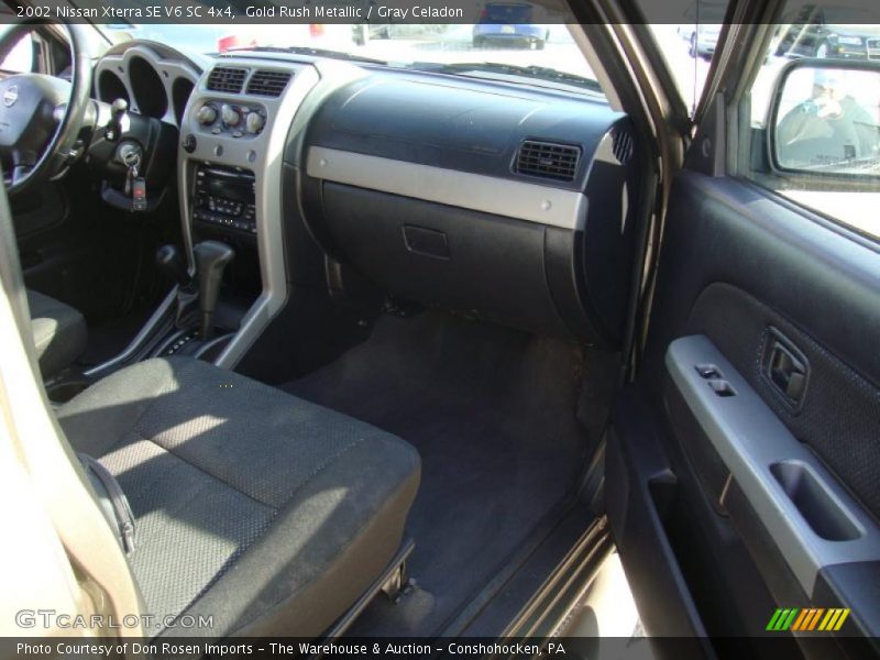 Gold Rush Metallic / Gray Celadon 2002 Nissan Xterra SE V6 SC 4x4