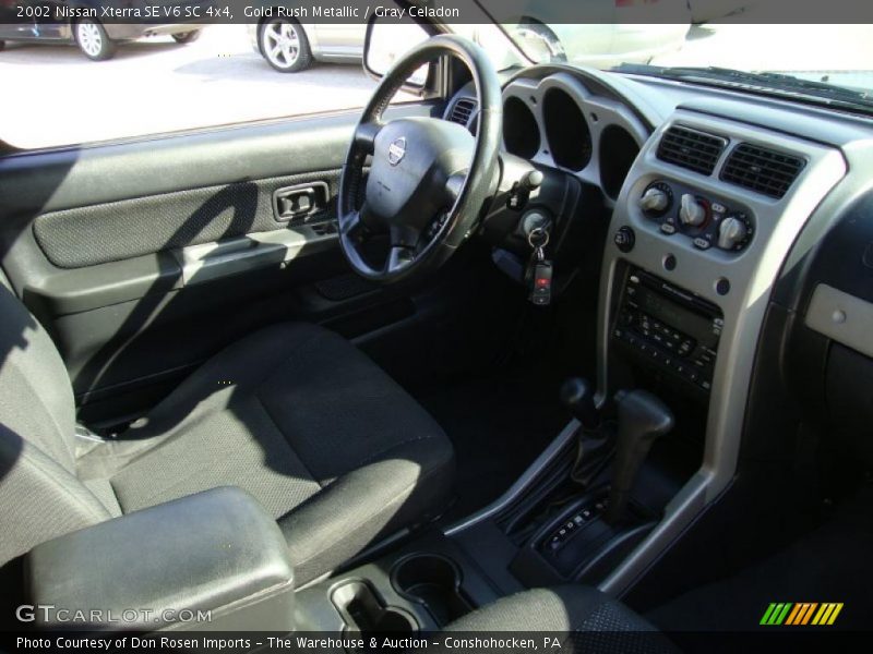 Gold Rush Metallic / Gray Celadon 2002 Nissan Xterra SE V6 SC 4x4