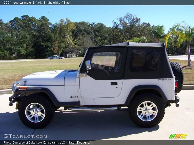 Bright White / Black 1994 Jeep Wrangler S 4x4