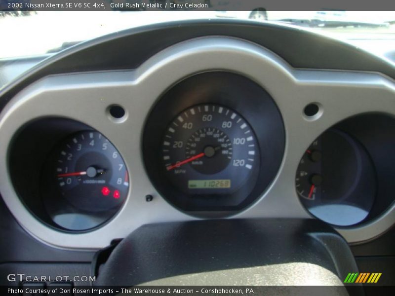 Gold Rush Metallic / Gray Celadon 2002 Nissan Xterra SE V6 SC 4x4