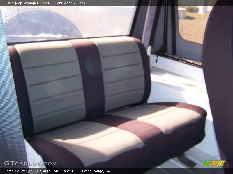Bright White / Black 1994 Jeep Wrangler S 4x4